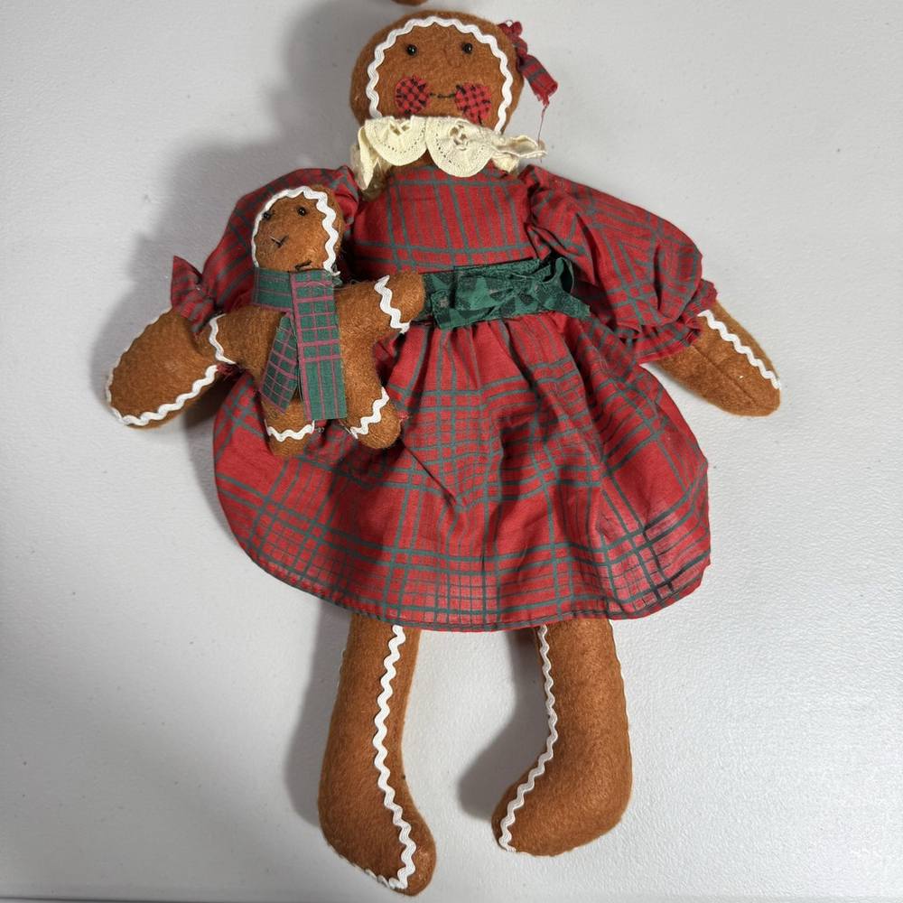 Vintage Stuffed Gingerbread Family Boy Girl Christmas Holiday Decor Farmhouse - Picture 6 of 9